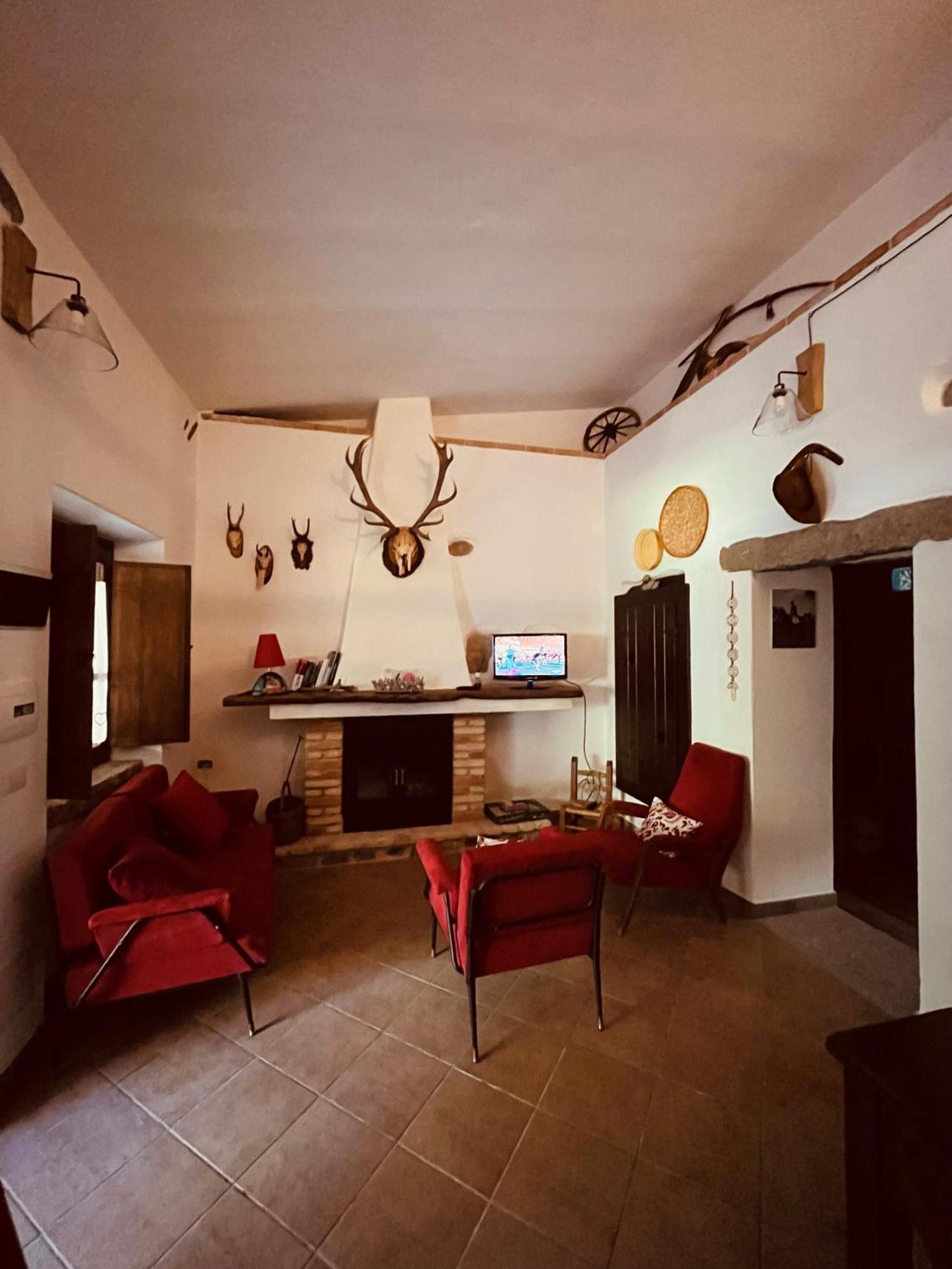 Ovostolai Cottage Fonni Eksteriør bilde